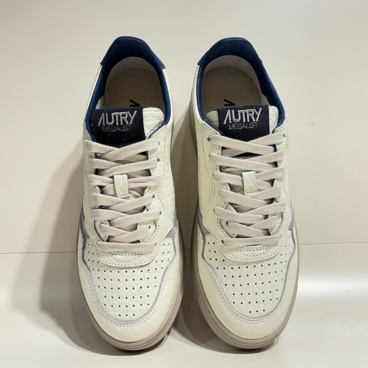 Autry Medalist Low Man Nbk/Elept/Seuede Blue/Peroscope