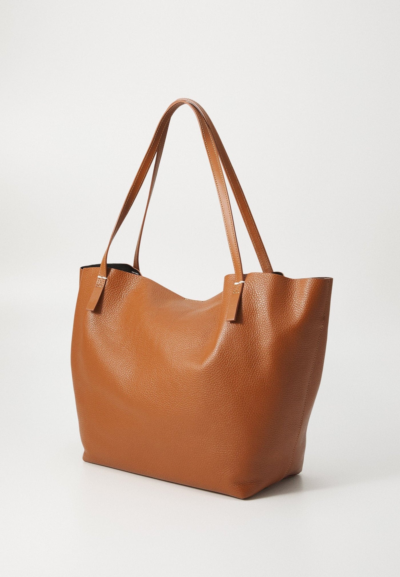 Patrizia Pepe Borsa shopping Never Complete in pelle martellata