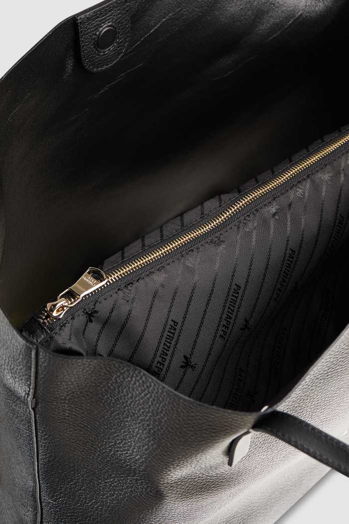 Patrizia Pepe Borsa shopping Never Complete in pelle martellata