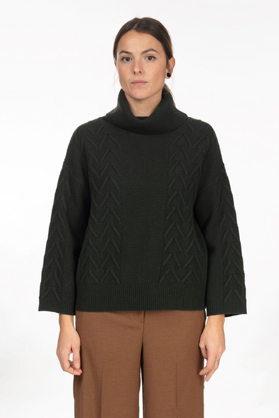 Diana Gallesi Maglia  dolcevita con trecce