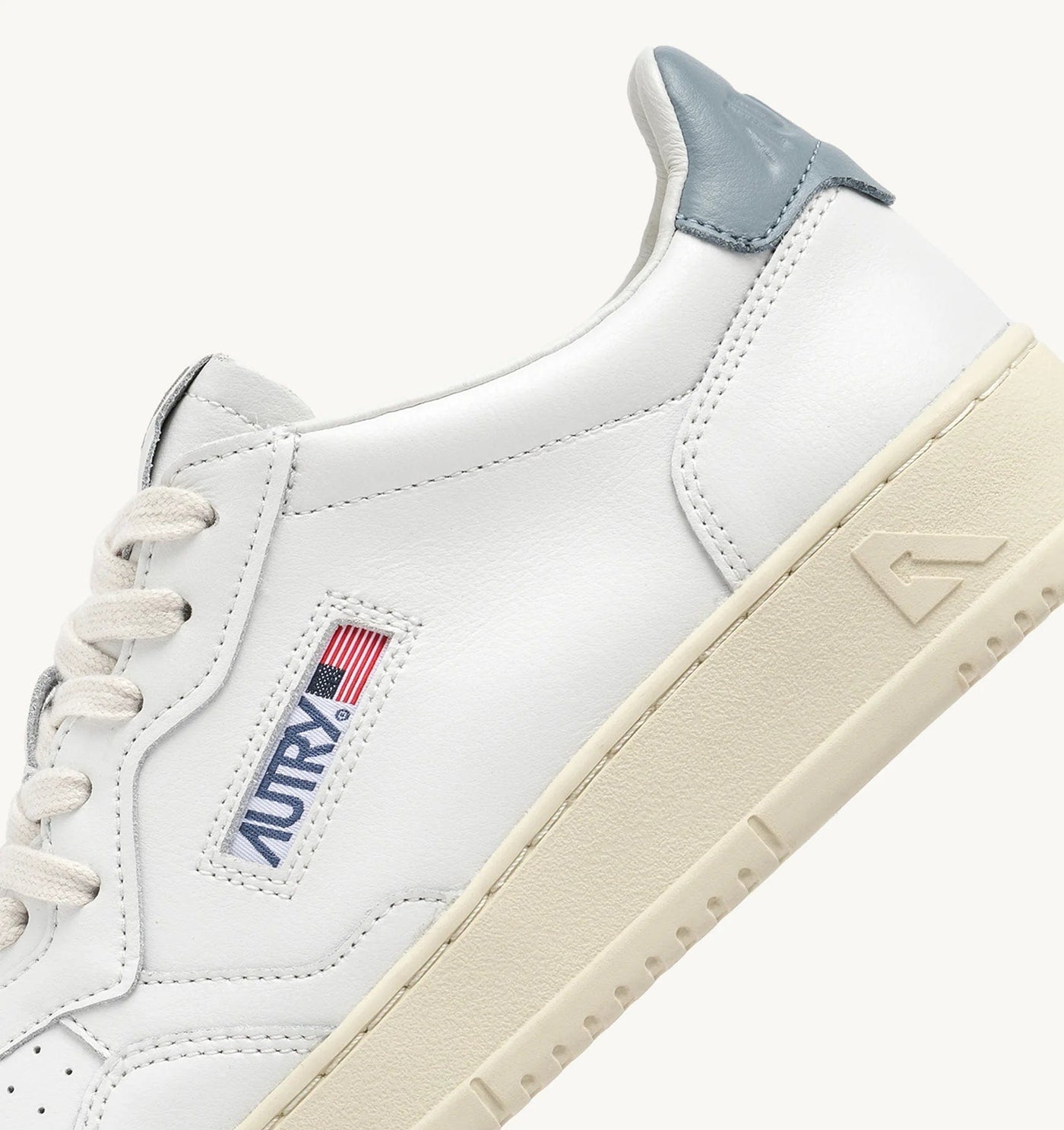 Autry Medalist Low Man Leat Slv Blue