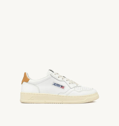 Autry Medalist Low Man Leather White Ylw.