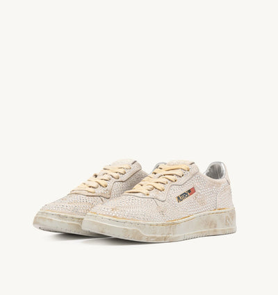 Autry Medalist Low Wom Sue/Strass White