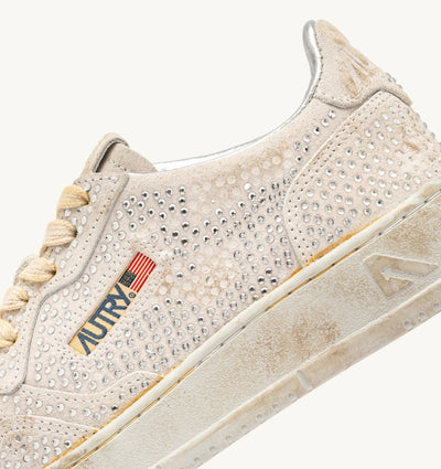 Autry Medalist Low Wom Sue/Strass White