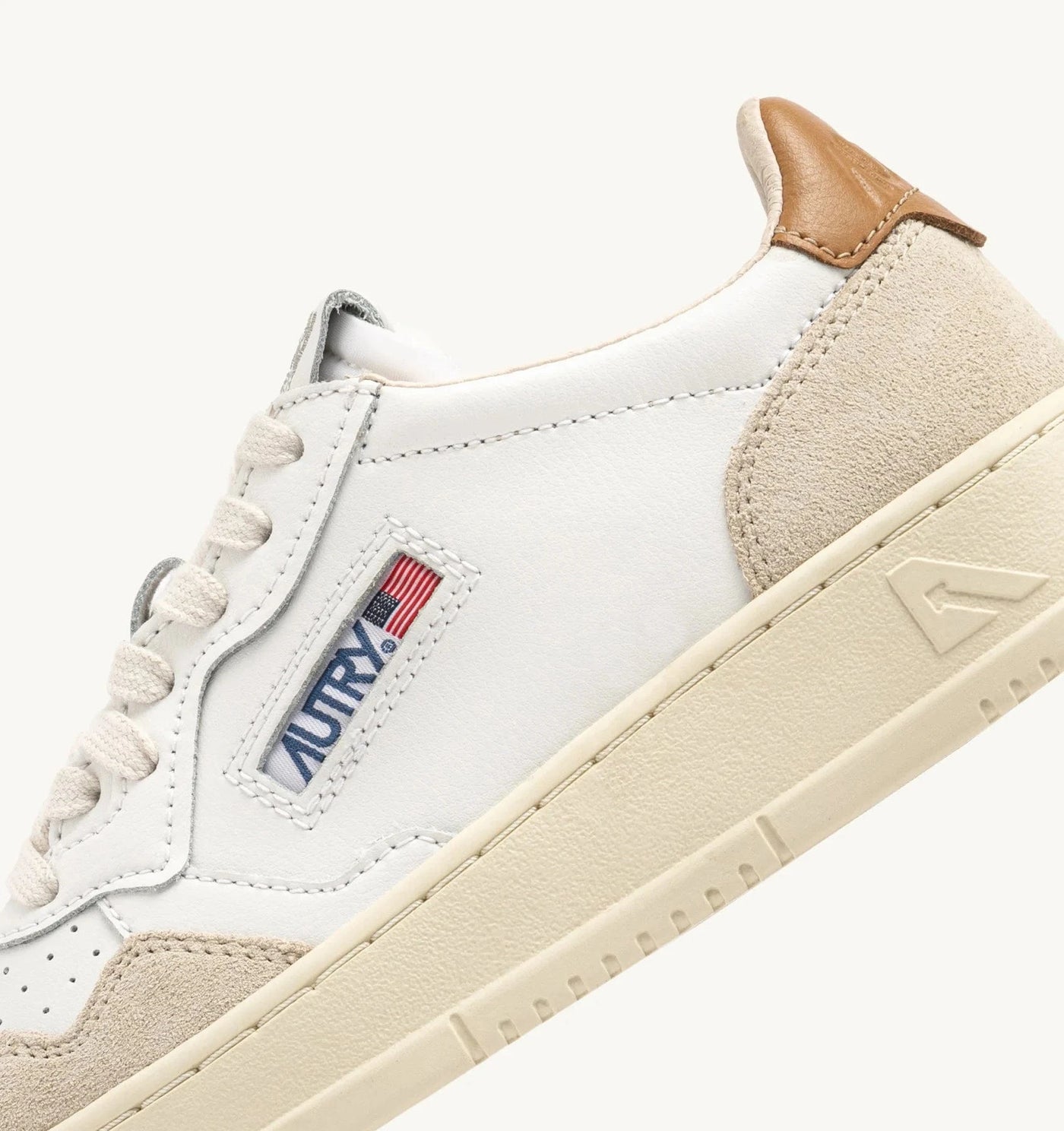 Autry Medalist Low Man Leat/Suede Wht/Brnsug