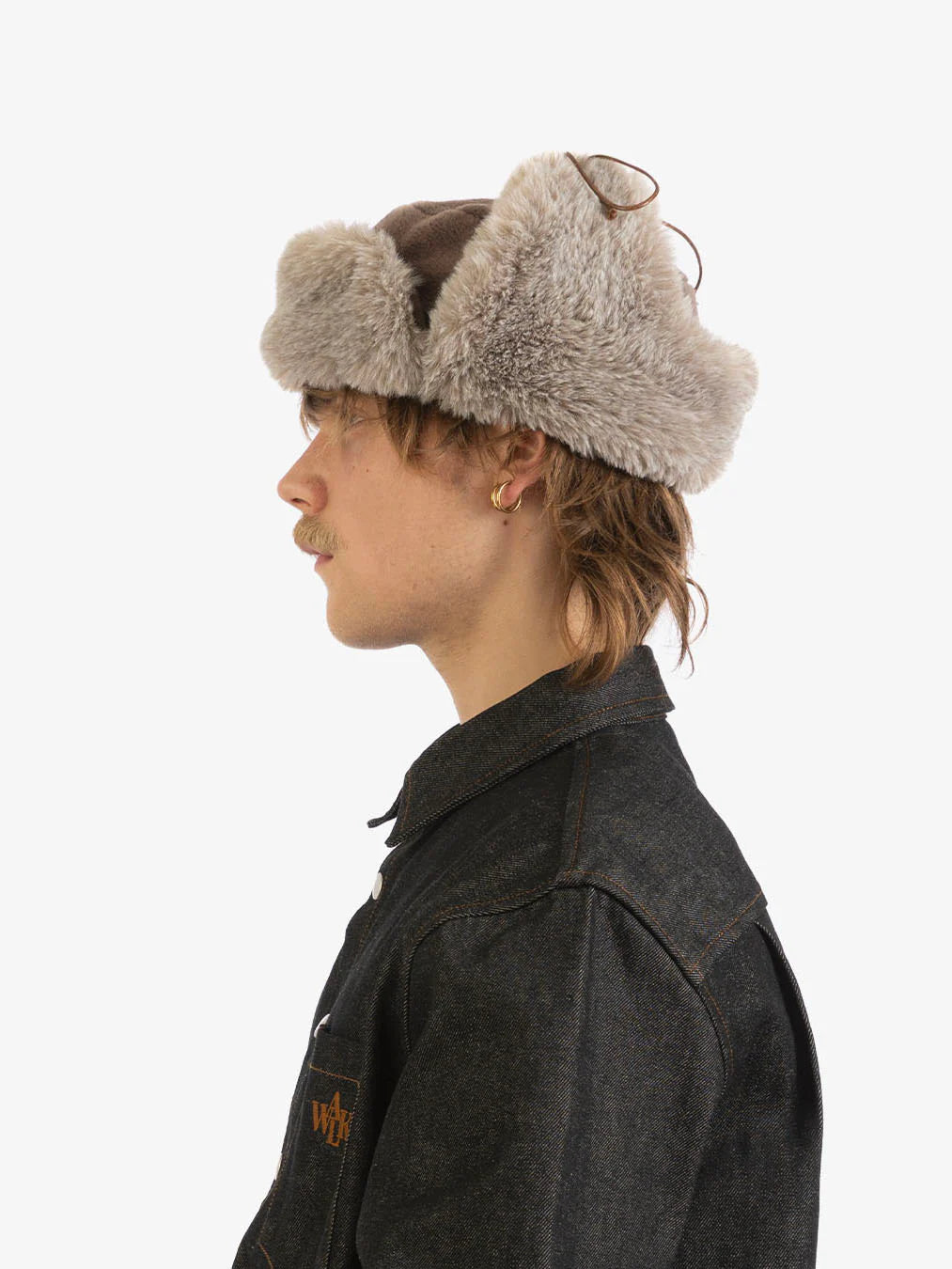 Walk In Paris Brown Chapka