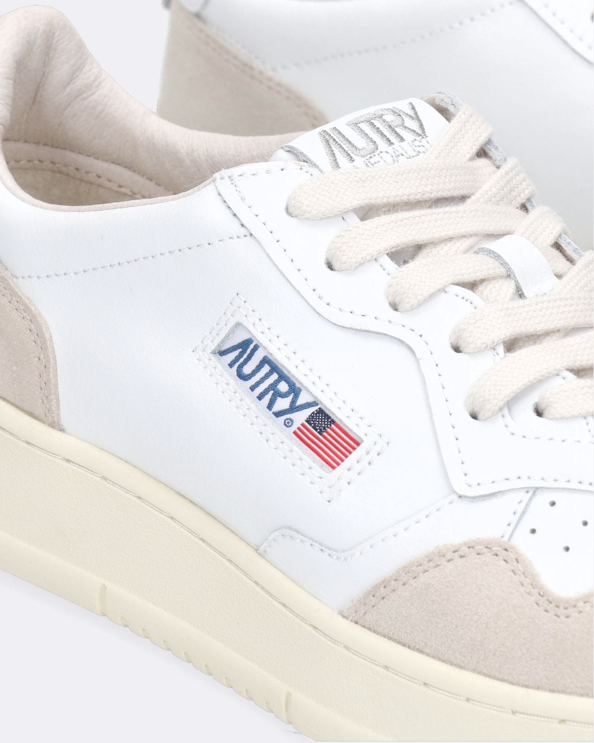 Autry Sneakers 01 Low Man Leather Suede White